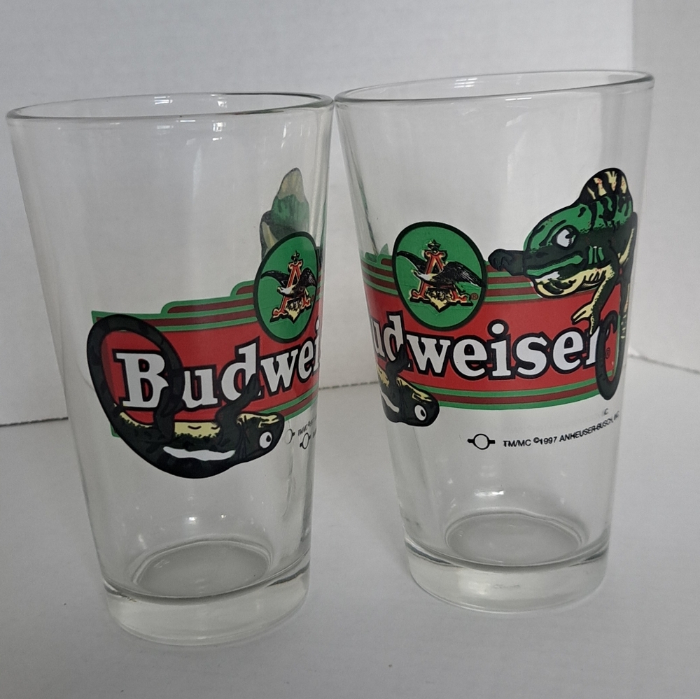 Budweiser Beer Vintage 1997 Chameleon Pint Glasses Set Of 2